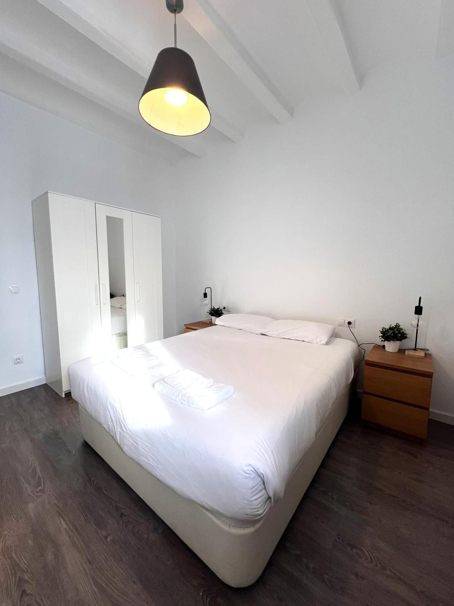 Camp Nou Apartment ロスピタレート・デ・リョブレガート エクステリア 写真
