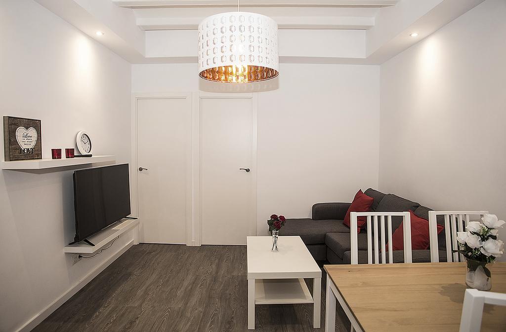 Camp Nou Apartment ロスピタレート・デ・リョブレガート エクステリア 写真